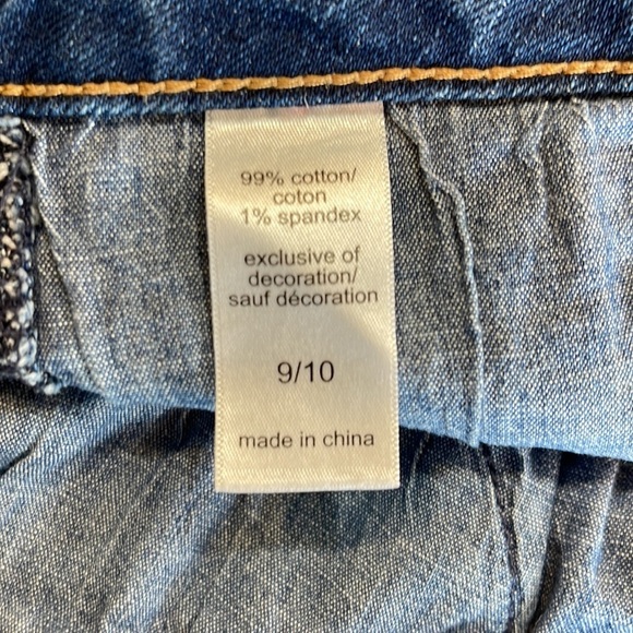 MAURICES Size 9/10 Distressed Denim Jean Shorts Embroidered Exposed Pockets - Picture 9 of 10